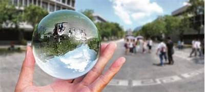如何提升传统文化在现代生活中的价值与运用？