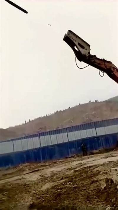 国产钻地弹视频集锦：震撼演示与性能研究！
